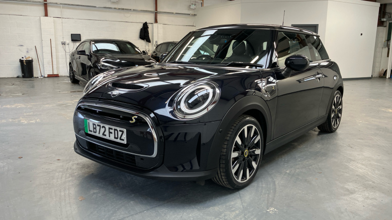 MINI Hatchback 1.5 Cooper Exclusive II 5dr Auto Petrol Hatchback